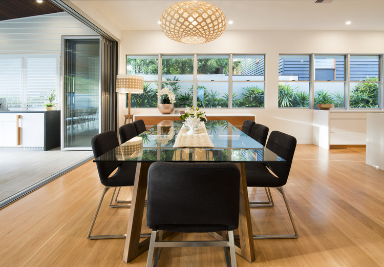 Timber pendant|Glass dining table|Open living